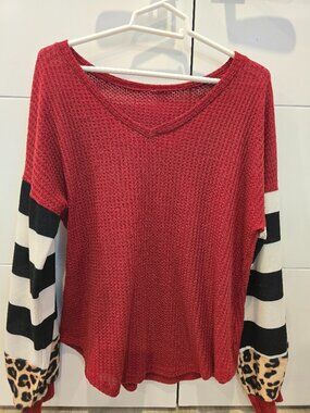Stylish long sleeve jersey, size M
